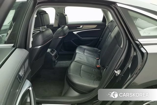 Audi A6L 2021 Черный из Китая, фото 4