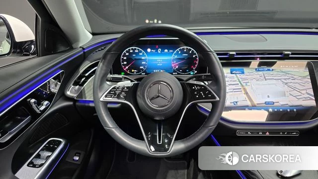 Mercedes-Benz E-Class W214 2024 Белый из Кореи, фото 4