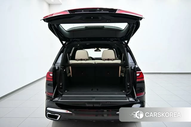 BMW X7 2022 Черный из Китая, фото 4