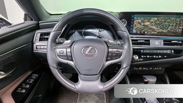 Lexus ES300h 7th generation 2023 Черный из Кореи, фото 4