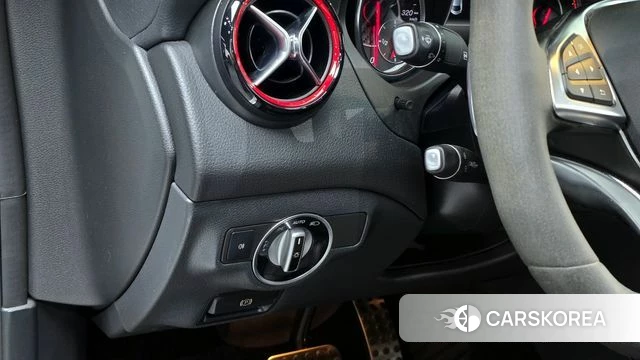 Mercedes-Benz CLA-Class C117 2018 Белый из Кореи, фото 4