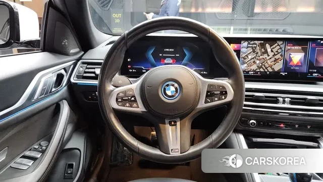 BMW i4 2022 Серебристо-серый из Кореи, фото 4