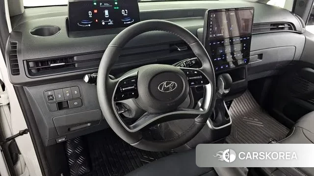 Hyundai Staria 2023 Белый из Кореи, фото 4