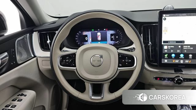 Volvo XC60 second Generation 2025 Белый из Кореи, фото 4