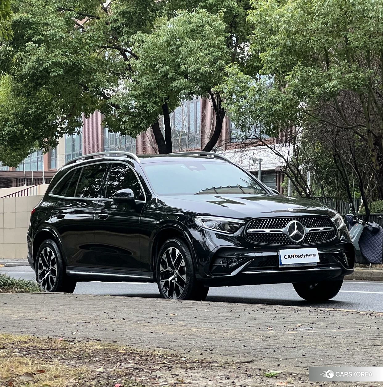 Mercedes-Benz GLC 2023 Черный из Китая, фото 4