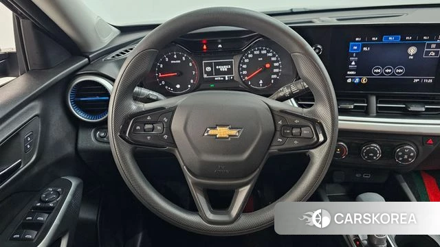 Chevrolet (GM Daewoo) Trax Crossover 2024 Черный из Кореи, фото 4