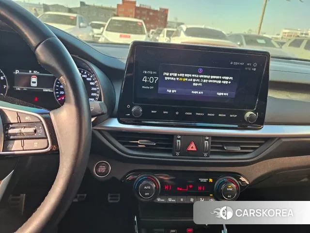 Kia The New K3 2nd generation 2023 Серый из Кореи, фото 4