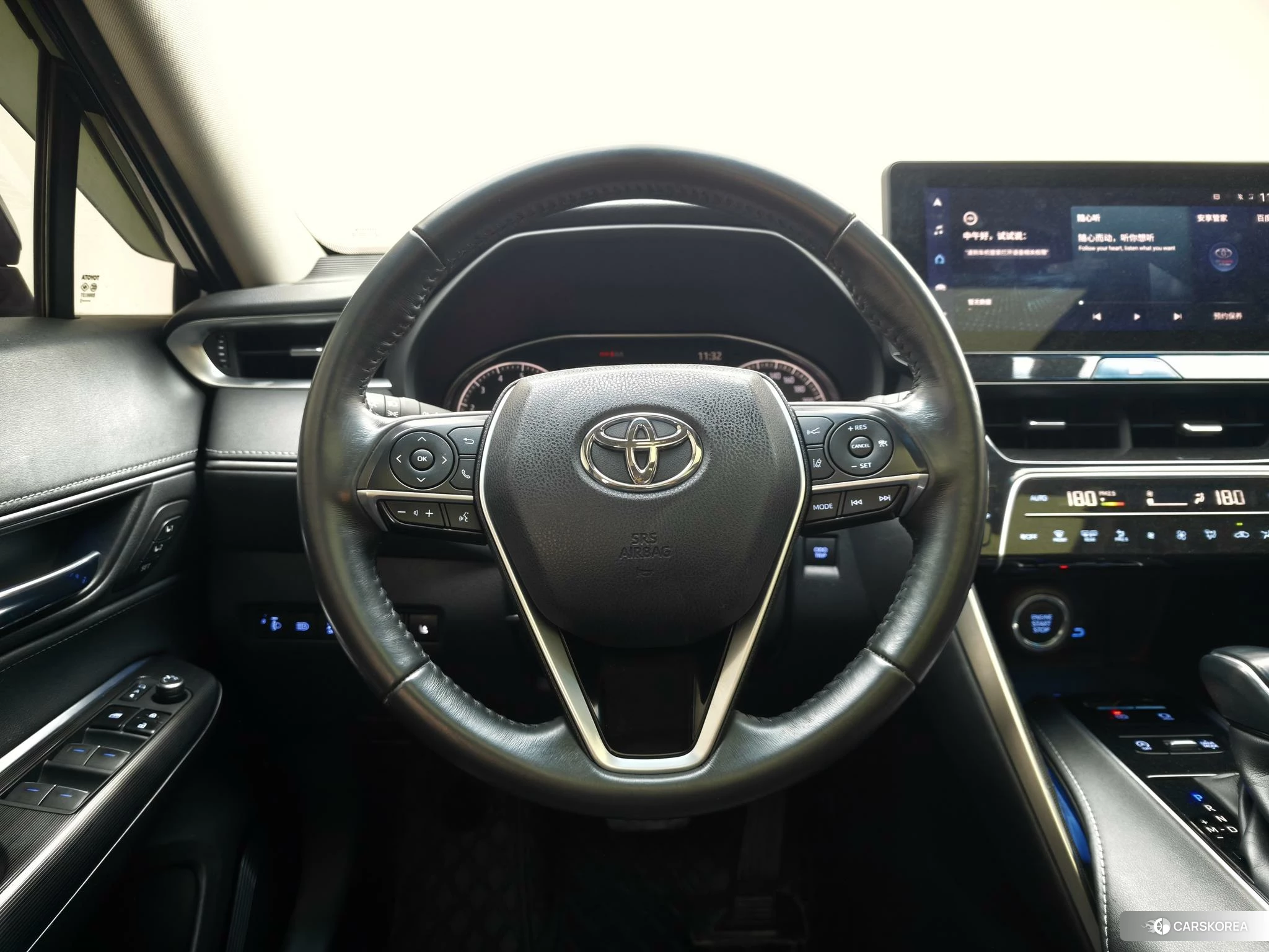 Toyota Harrier 2021 Синий из Китая, фото 4
