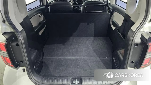 Kia The New Kia Ray 2023 Белый из Кореи, фото 4