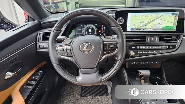 Lexus ES300h 7th generation 2024 Серый из Кореи, фото 4