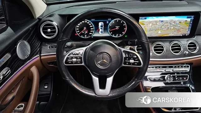 Mercedes-Benz E-Class W213 2019 Серый из Кореи, фото 4
