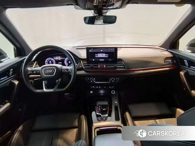 Audi Q5L 2025 Черный из Китая, фото 4