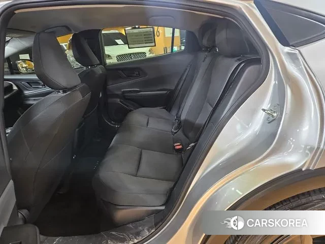 Toyota Prius 5th Generation 2024 Серебристо-серый из Кореи, фото 4