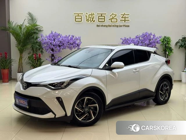 Toyota C-HR 2022 Белый из Китая, фото 4