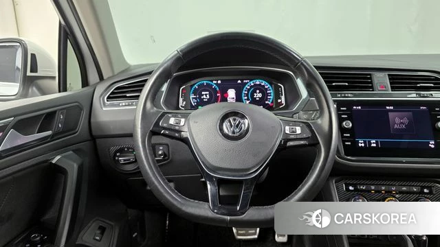 Volkswagen Tiguan second Generation 2020 Белый из Кореи, фото 4