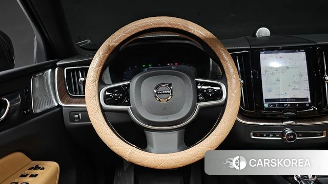 Volvo XC60 second Generation 2022 Серый из Кореи, фото 4