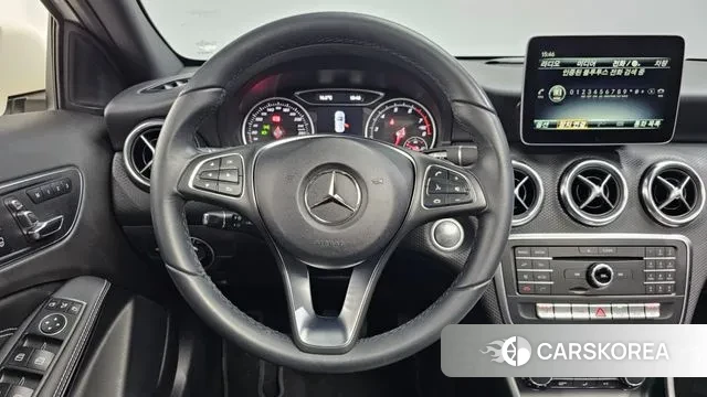 Mercedes-Benz A-Class W176 2018 Белый из Кореи, фото 4