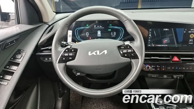 Kia Di Ol Nu Niro 2023 Белый из Кореи, фото 4