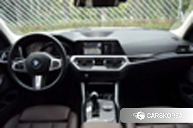 BMW 3 series 2022 Белый из Китая, фото 4
