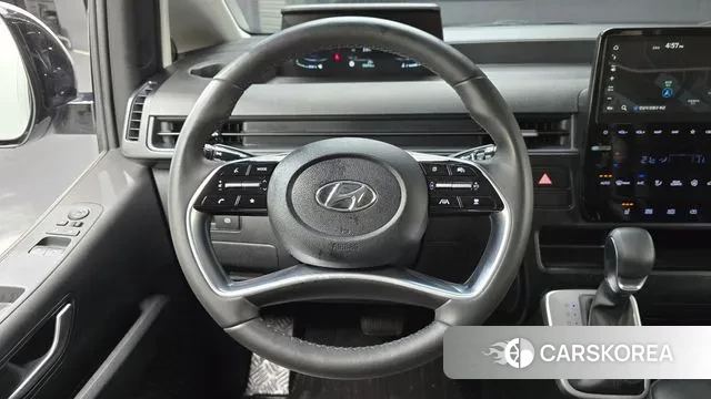 Hyundai Staria 2022 Серебряный из Кореи, фото 4