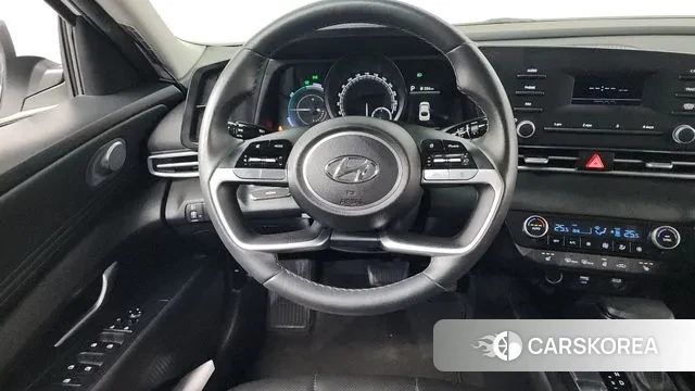 Hyundai Avante Hybrid (CN7) 2023 Белый из Кореи, фото 4