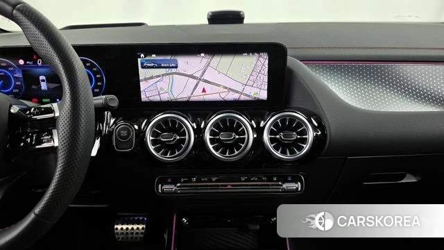 Mercedes-Benz EQA H243 2024 Белый из Кореи, фото 4