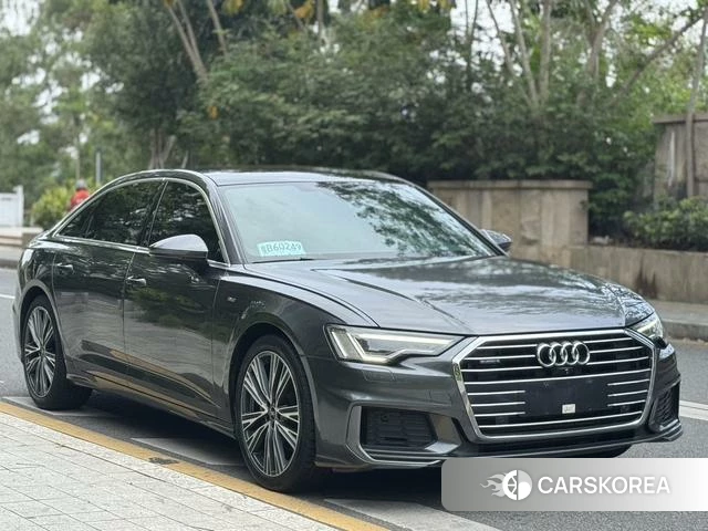 Audi A6L 2022 Темно-серый из Китая, фото 4