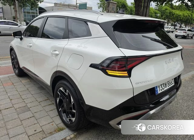 Kia Sportage 5th Generation 2023 Белый из Кореи, фото 4
