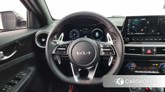 Kia The New K3 2nd generation 2024 Белый из Кореи, фото 4