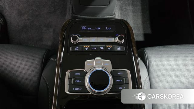 Genesis G90 2019 Черный из Кореи, фото 4