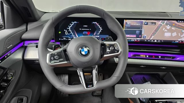BMW 5 Series (G60) 2025 Серый из Кореи, фото 4