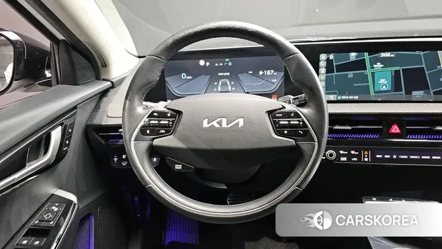 Kia EV6 2022 Белый из Кореи, фото 4