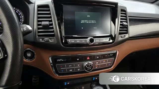 Ssangyong Rexton Sports Cannes 2019 Черный из Кореи, фото 4