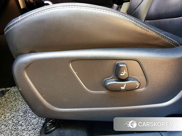 Ssangyong Tivoli Armor 2019 Белый из Кореи, фото 4