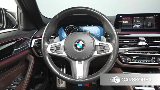 BMW 5 Series (G30) 2019 Синий из Кореи, фото 4