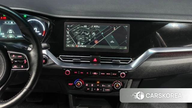 Kia Niro Plus 2022 Серебряный из Кореи, фото 4