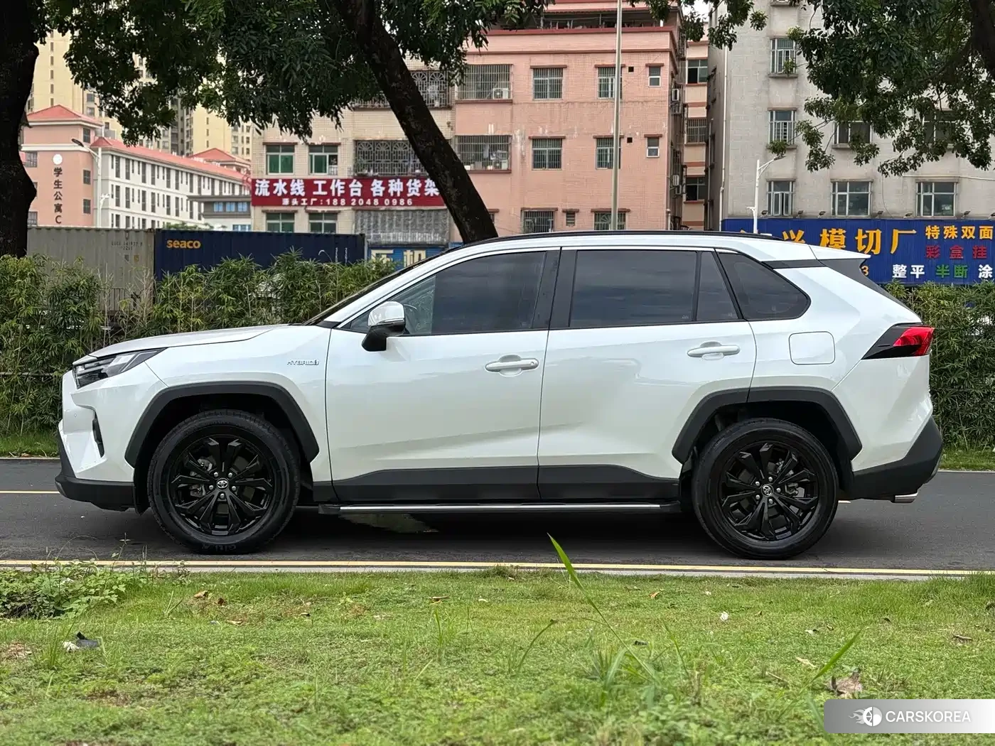 Toyota RAV4 2023 Белый из Китая, фото 4