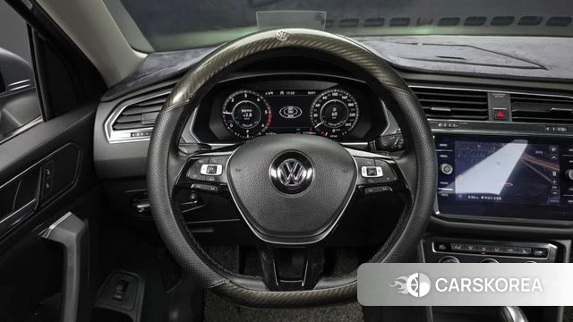 Volkswagen Tiguan Allspace 2018 Серый из Кореи, фото 4