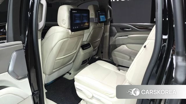 Cadillac Escalade 5th Generation 2022 Черный из Кореи, фото 4