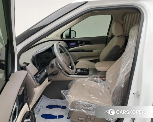 Kia Carnival 4th generation 2023 Белый из Кореи, фото 4