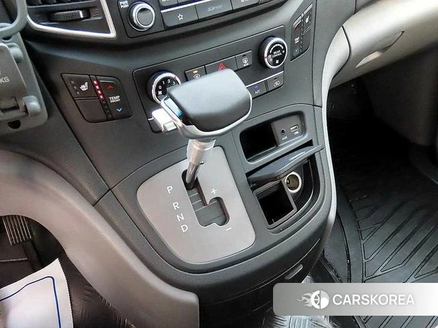 Hyundai The New Grand Starex 2018 Белый из Кореи, фото 4