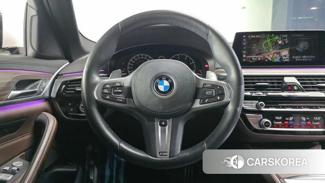 BMW 5 Series (G30) 2019 Белый из Кореи, фото 4
