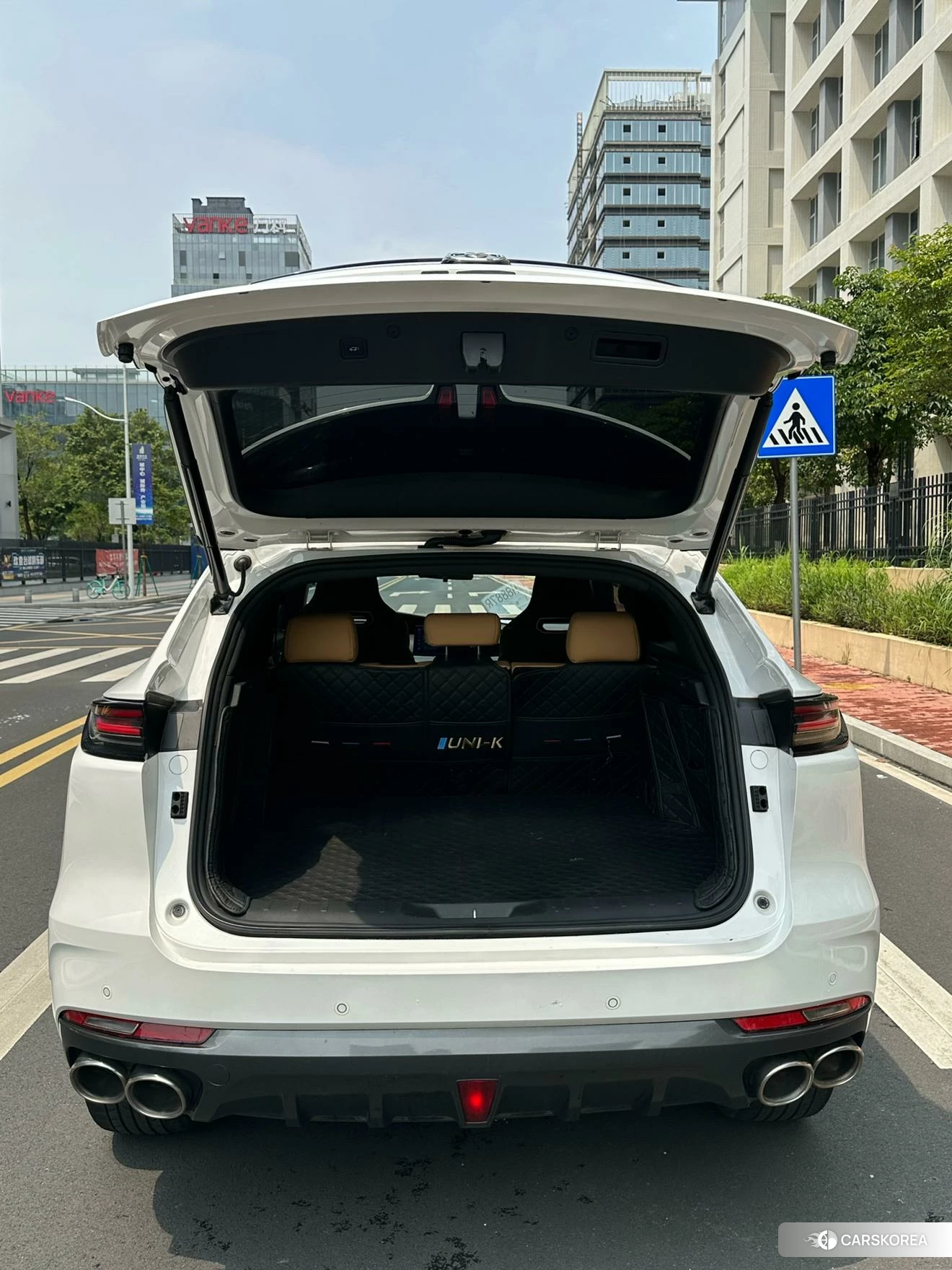Chang'an UNI-K 2021 Белый из Китая, фото 4