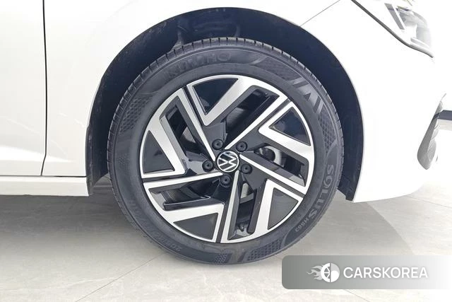Volkswagen Sagitar 2024 Белый из Китая, фото 4