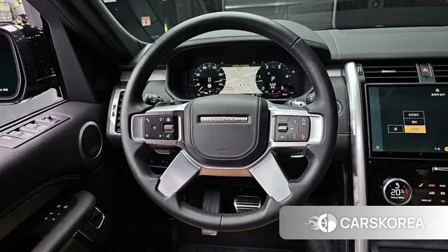 Land Rover Discovery 5 2025 Черный из Кореи, фото 4