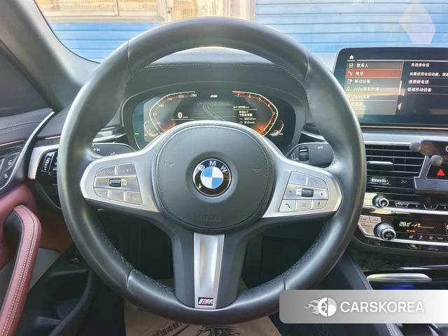 BMW 5 series 2023 Белый из Китая, фото 4