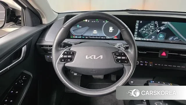 Kia EV6 2022 Белый из Кореи, фото 4