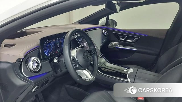Mercedes-Benz EQE V295 2023 Белый из Кореи, фото 4