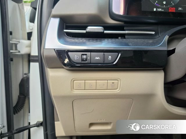 Kia Carnival 4th generation 2021 Белый из Кореи, фото 4