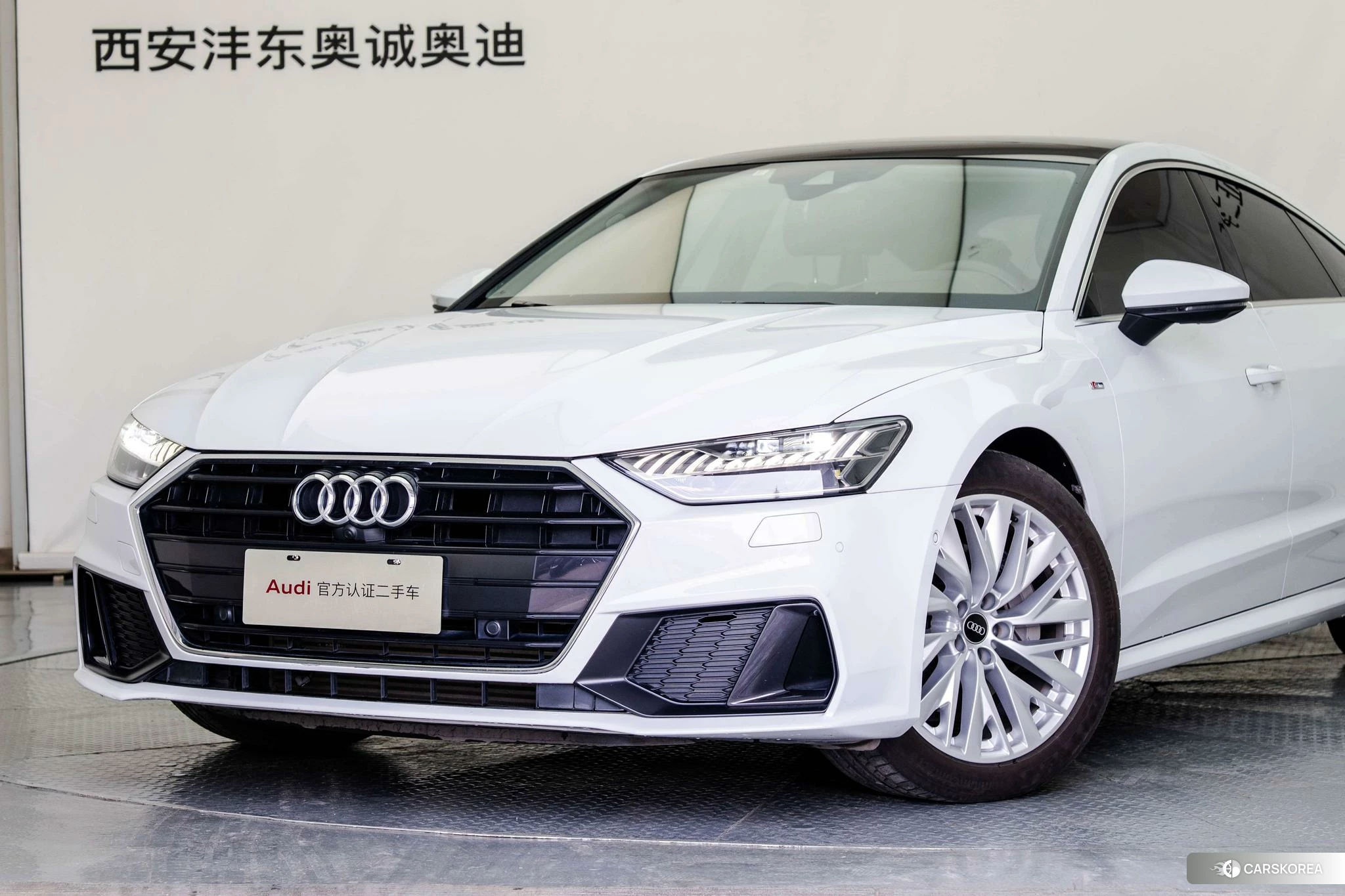 Audi A7 2020 Белый из Китая, фото 4